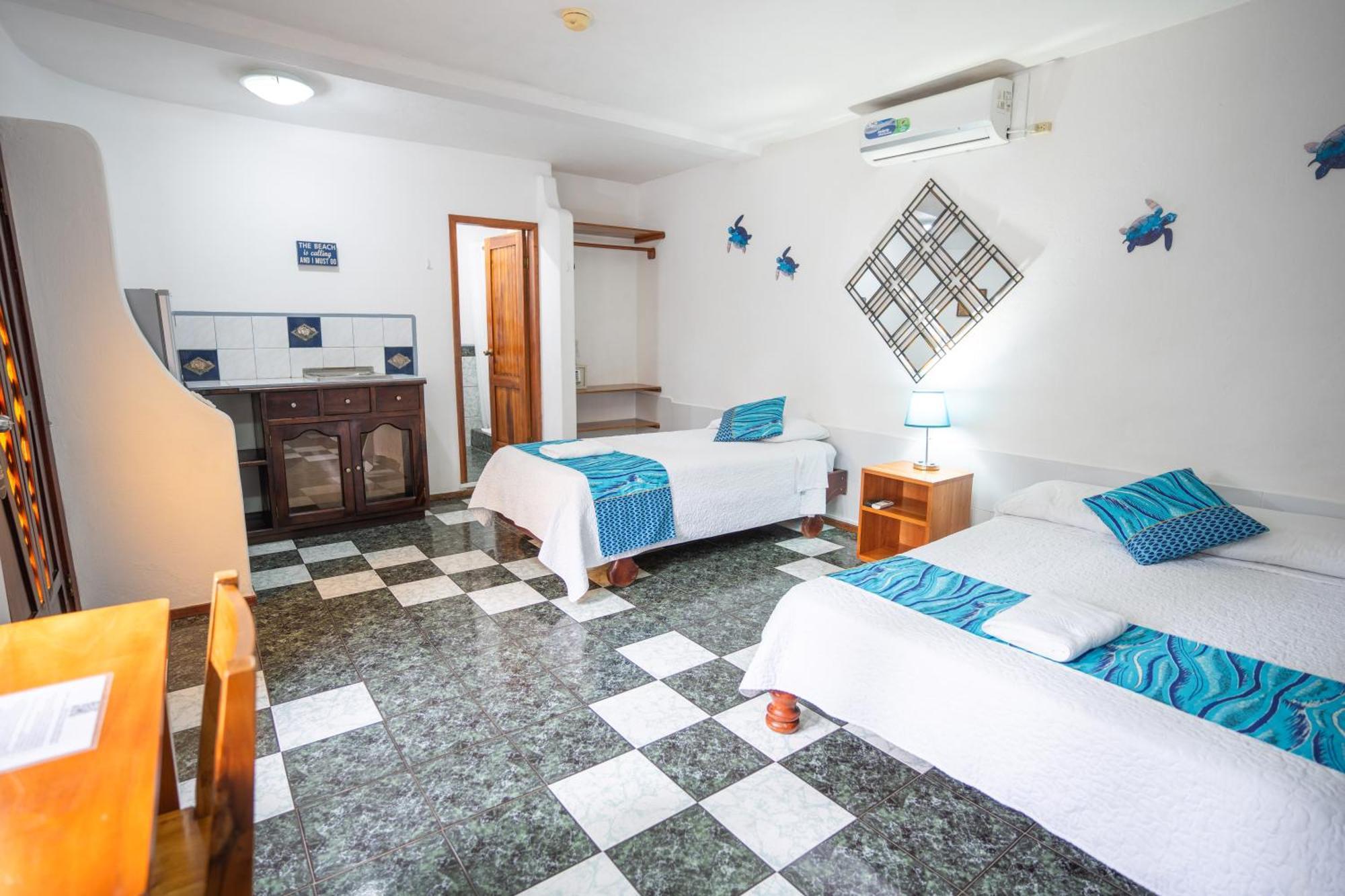 Maidith Galapagos Inn Puerto Ayora  Luaran gambar